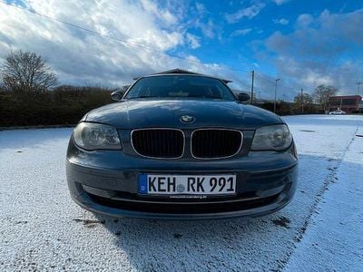 Gebraucht BMW 116 122 PS (89 kW) 2008 Grau Kleinwagen