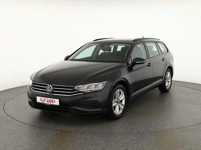 Grau Gebraucht 2022 VW Passat Kombi | 21.490 € (Fairer Preis)