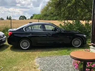 Gebraucht BMW 320 Luxury Line 184 PS (135 kW) 2014 Schwarz Limousine