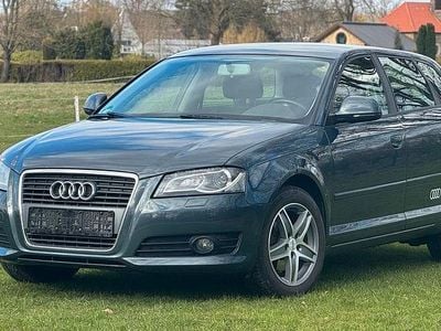 Gebraucht Audi A3 Attraction 125 PS (91 kW) 2010 Schwarz Kleinwagen