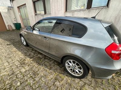 Gebraucht BMW 116 116 PS (85 kW) 2009 Grau Kleinwagen