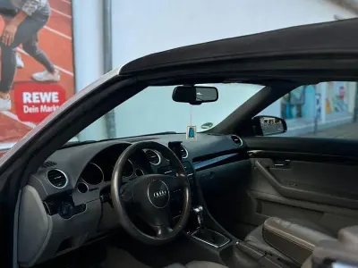Gebraucht Audi Cabriolet 163 PS (119 kW) 2003 Schwarz Cabrio