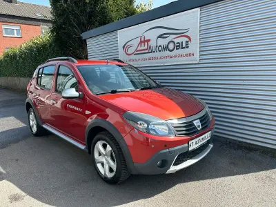 Gebraucht Dacia Sandero Stepway 87 PS (63 kW) 2010 Rot Limousine