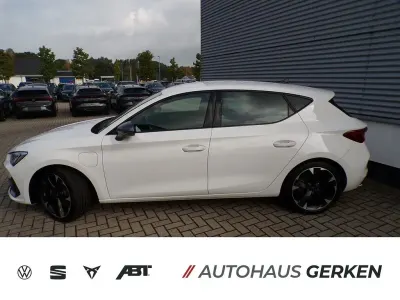 Gebraucht Cupra Leon 150 PS (110 kW) 2023 Weiß Limousine