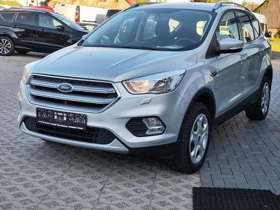 Gebraucht Ford Kuga Trend 120 PS (88 kW) 2019 Polarsilber metallic SUV