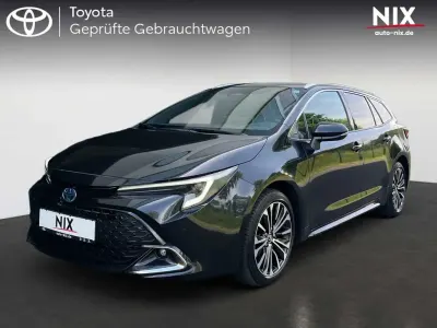 Gebraucht Toyota Corolla Team 196 PS (144 kW) 2023 Black mica Kombi