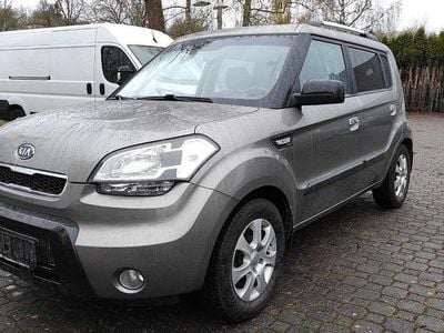 Second-hand Kia Soul Attract 126 CP (92 kW) 2010 Argintiu SUV