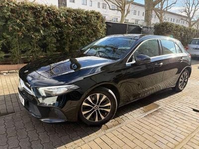 Second-hand Mercedes A180 Business 116 CP (85 kW) 2022 Negru Berlinǎ