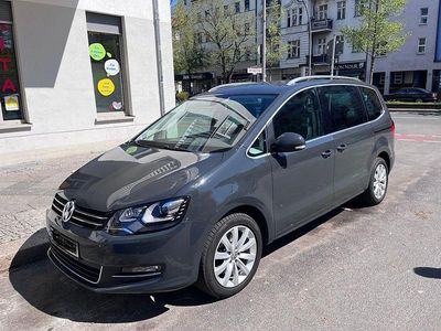 Second-hand VW Sharan Highline 177 CP (130 kW) 2015 Gri Monovolum