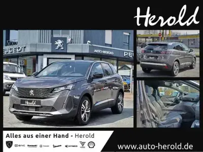 Gebraucht Peugeot 3008 Allure 131 PS (96 kW) 2023 Grau SUV