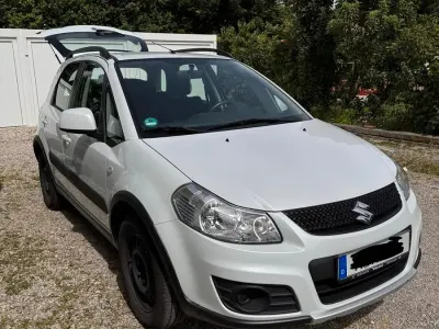 Gebraucht Suzuki SX4 120 PS (88 kW) 2011 Weiß Kleinwagen