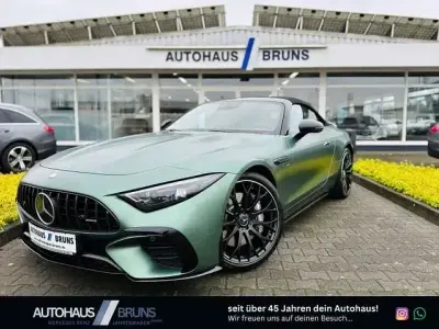 Gebraucht Mercedes SL43 AMG AMG Line Premium Plus 421 PS (309 kW) 2024 Irleand mid green magno Coupé