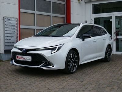 Gebraucht Toyota Corolla Lounge 196 PS (144 kW) 2023 Weiß Limousine