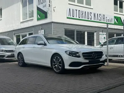 Gebraucht Mercedes E200 Avantgarde 160 PS (117 kW) 2020 Weiß Limousine