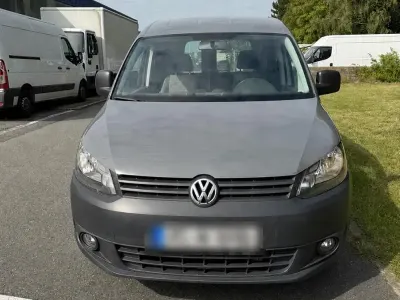 Gebraucht VW Caddy 102 PS (75 kW) 2011 Grau Van / Kleinbus