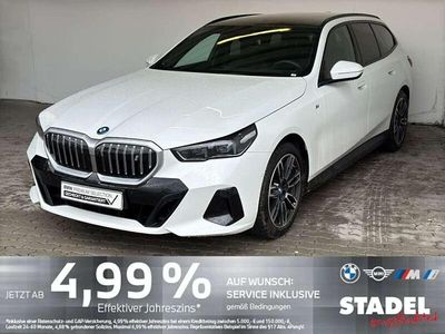 Gebraucht BMW i5 M Sport 250 kW (340 PS) 2025 Alpinweiss uni Kombi