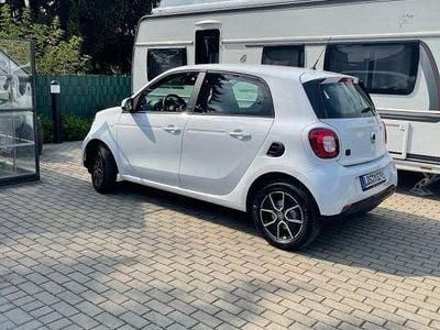 Weiß Gebraucht 2019 Smart ForFour Electric Drive Kleinwagen | 9.990 € (Fairer Preis)