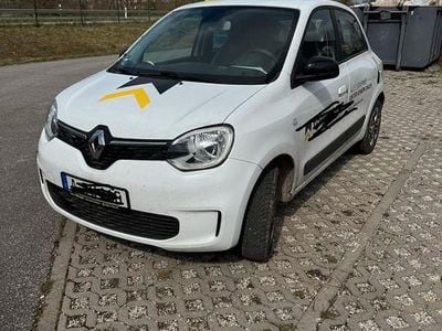 Gebraucht Renault Twingo Urban Night 65 PS (47 kW) 2023 Weiß Kleinwagen