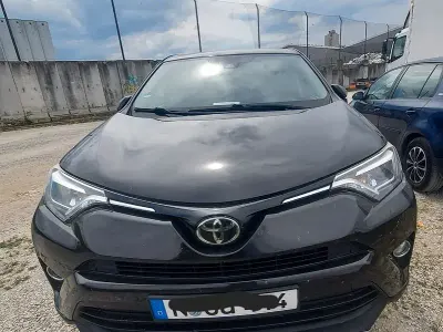 Gebraucht Toyota RAV4 Edition-S 143 PS (105 kW) 2016 Schwarz SUV