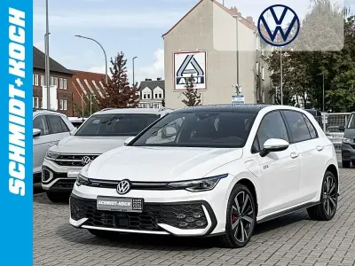 Gebraucht VW Golf VIII GTE 272 PS (200 kW) 2024 Pure white (weiß) Limousine