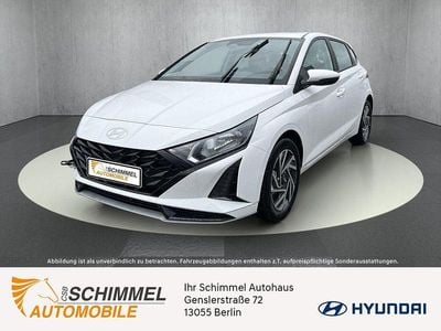 Weiß Neu 2025 Hyundai i20 Trend Limousine | 22.425 € (Fairer Preis)