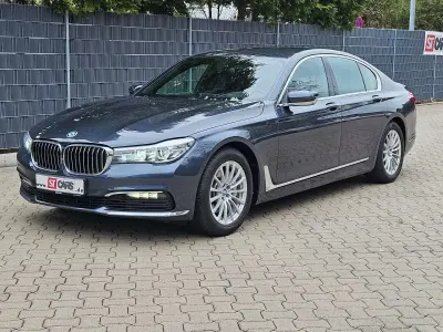 Begagnad BMW 730 265 HK (194 kW) 2016 Grå Sedan