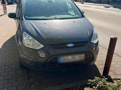 Second-hand Ford S-MAX S 140 CP (102 kW) 2011 Albastru Monovolum