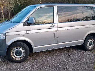 Gebraucht VW T5 102 PS (75 kW) 2006 Silber Van