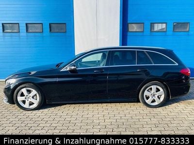 Gebraucht Mercedes C220 AMG line 170 PS (125 kW) 2016 Schwarz Kombi