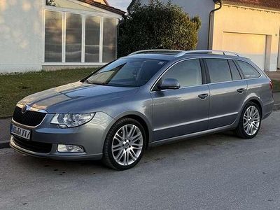 Gebraucht Skoda Superb Ambition 170 PS (125 kW) 2012 Kombi