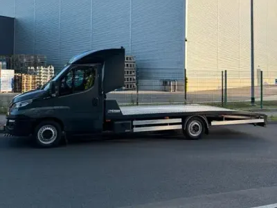 Usata Iveco Daily 180 CV (132 kW) 2018 Grigio