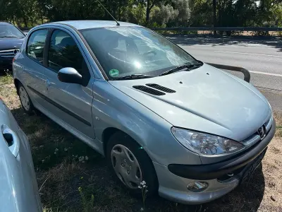 Gebraucht Peugeot 206 Tendance 109 PS (80 kW) 2005 Grau Kleinwagen