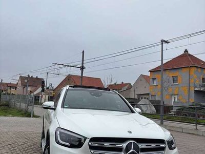 Mercedes GLC300