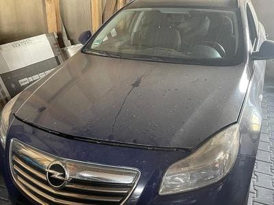 Gebraucht Opel Insignia 130 PS (95 kW) 2012 Blau Kombi