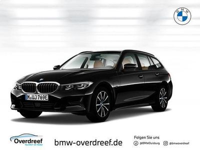 Schwarz Gebraucht 2021 BMW 320 Advantage Kombi | 25.890 € (Fairer Preis)
