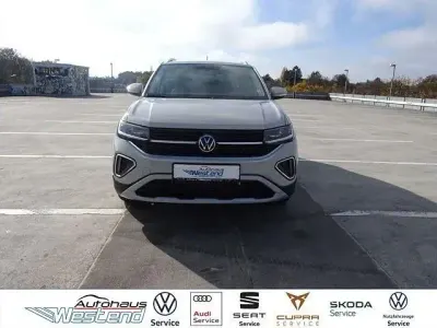 Gebraucht VW T-Cross Style 150 PS (110 kW) 2025 Ascotgrau SUV