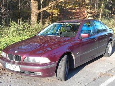 Gebraucht BMW 520 150 PS (110 kW) 1999 Rot Limousine