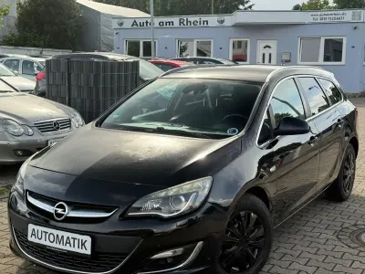 Gebraucht Opel Astra Innovation 116 PS (85 kW) 2011 Schwarz Kombi