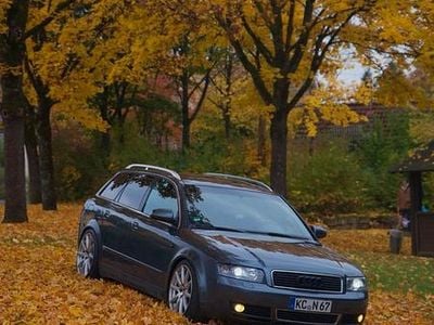 Grau Gebraucht 2003 Audi A4 S-Line Kombi | 1.800 € (Guter Preis)
