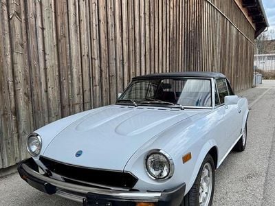 Gebraucht Fiat 124 Spider 80 PS (58 kW) 1979 Weiß Cabrio