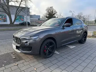 Gebraucht Maserati Levante 275 PS (202 kW) 2017 Grau SUV