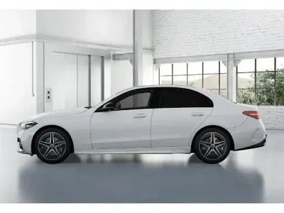 Gebraucht Mercedes C200 AMG 163 PS (119 kW) 2026 Unilack polarweiß Limousine