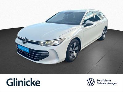 Pure white Gebraucht 2025 VW Passat Elegance Kombi | 36.833 € (Fairer Preis)