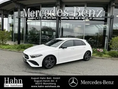 Gebraucht Mercedes A200 AMG 163 PS (119 kW) 2025 Unilack polarweiß Limousine