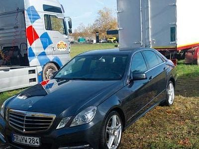 Mercedes E220