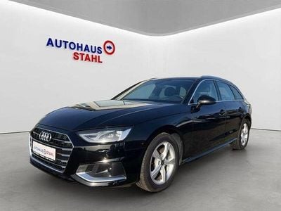 Gebraucht Audi A4 Advanced 163 PS (119 kW) 2022 Brilliant black Kombi