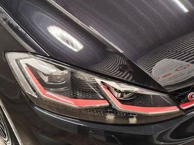 Gebraucht VW Golf VIII GTI 245 PS (180 kW) 2020 Schwarz Limousine