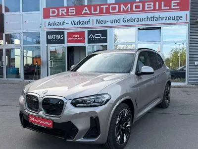 Usata BMW iX3 M Sport 210 kW (286 CV) 2022 Argento SUV