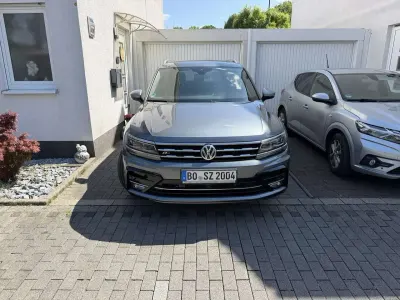 Gebraucht VW Tiguan Allspace Highline 200 PS (147 kW) 2021 Grau SUV