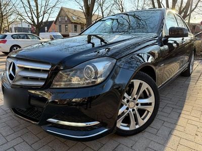 Gebraucht Mercedes C200 Avantgarde 136 PS (100 kW) 2012 Schwarz Limousine